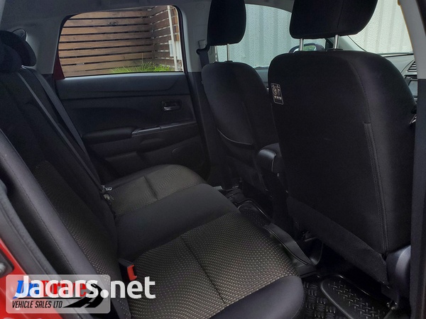 Mitsubishi ASX 2,0L 2014-8