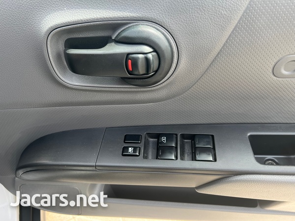 Nissan AD Expert 1,5L 2017-9