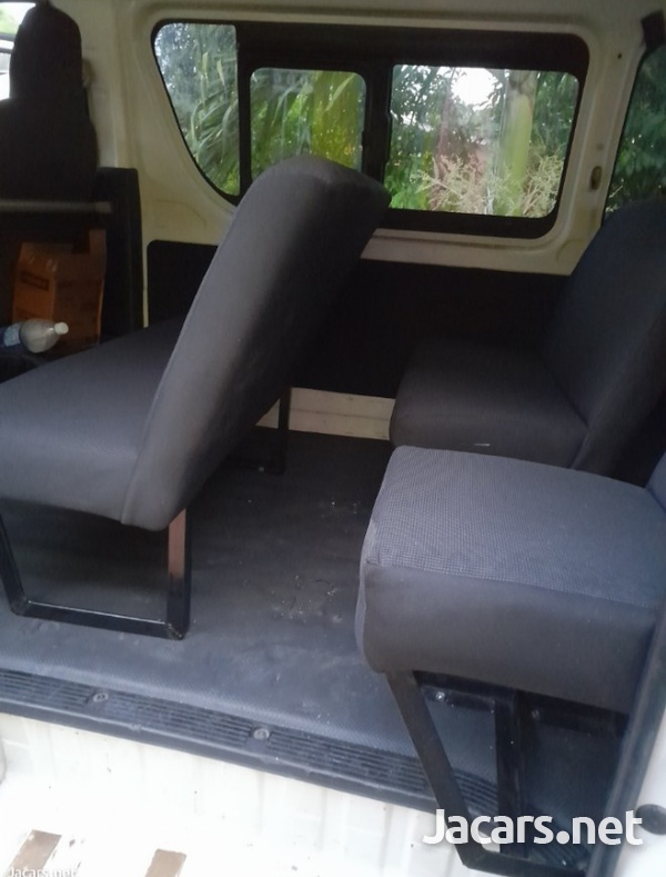HAVE YOUR BUS FULLY SEATED WITH FOUR ROWS OF SEATS 8762921460-3