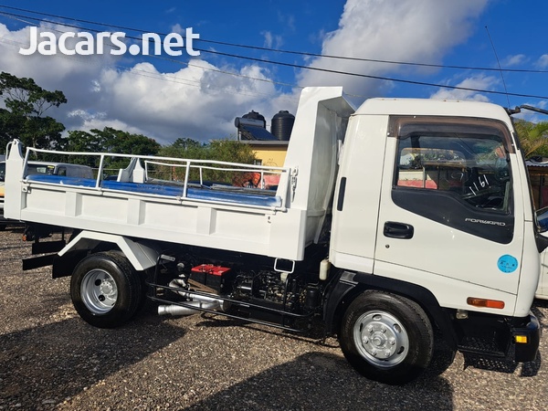 Isuzu Forward Tipper-2