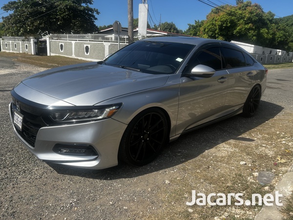 Honda Accord 2,0L 2019-2