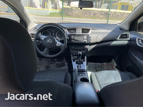Nissan Sentra 1,8L 2017-6