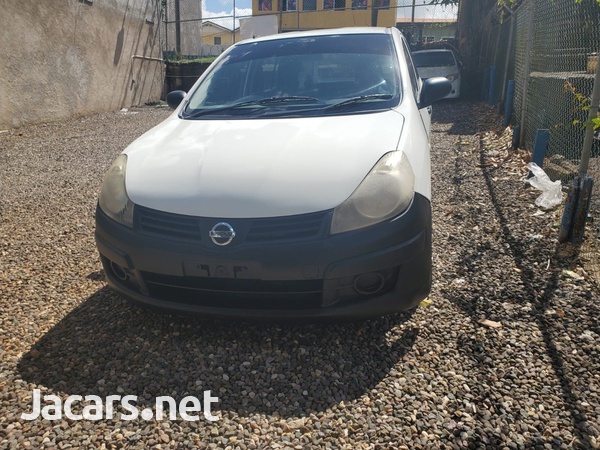 Nissan AD Wagon 1,5L 2013-1