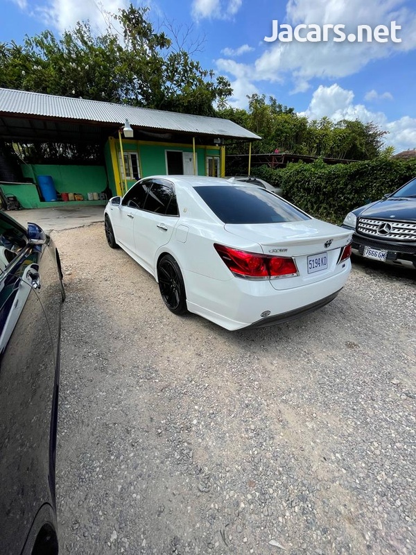 Toyota Crown 3,5L 2013-7
