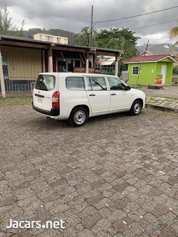 Toyota Probox 1,3L 2016-1