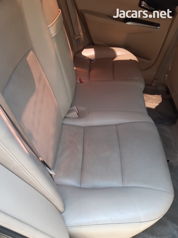 Toyota Camry 2,0L 2014-6