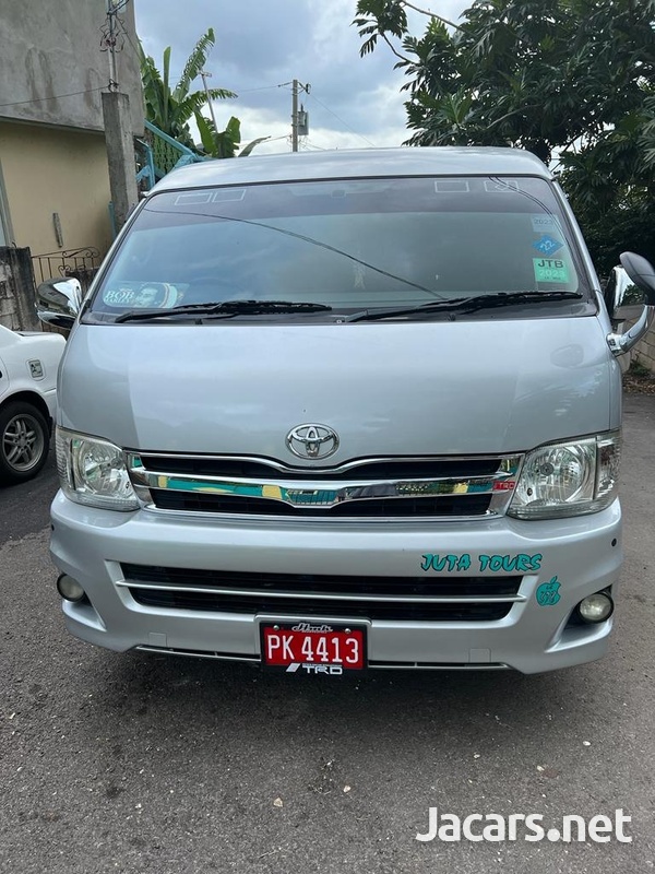 2013 Toyota Hiace-8