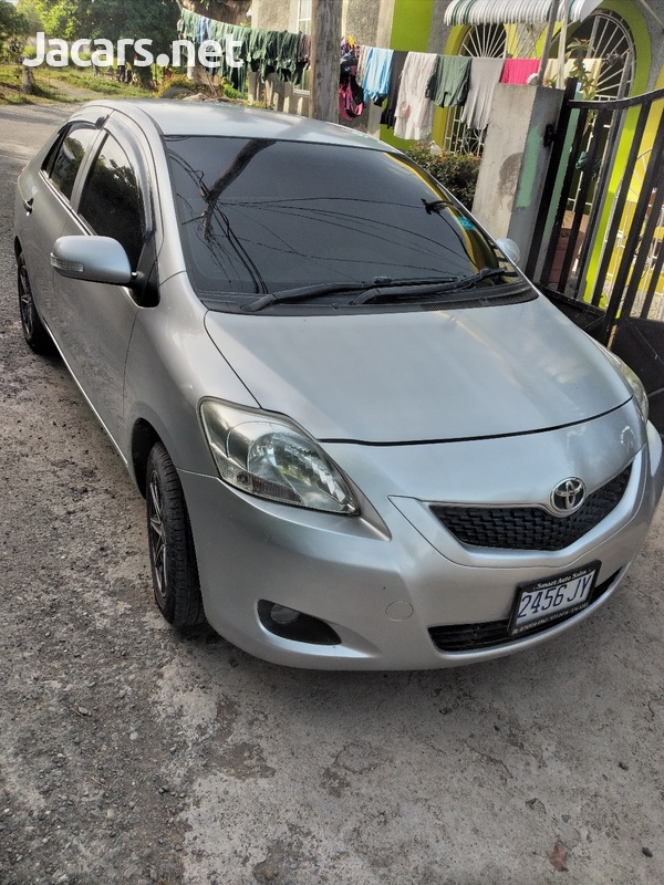Toyota Belta 1,4L 2010-1