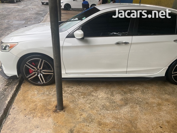 Honda Accord 2,4L 2016-9