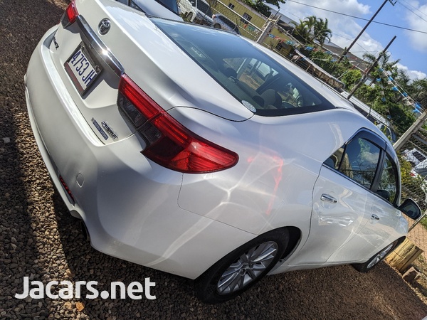Toyota Mark X 2,4L 2014-6