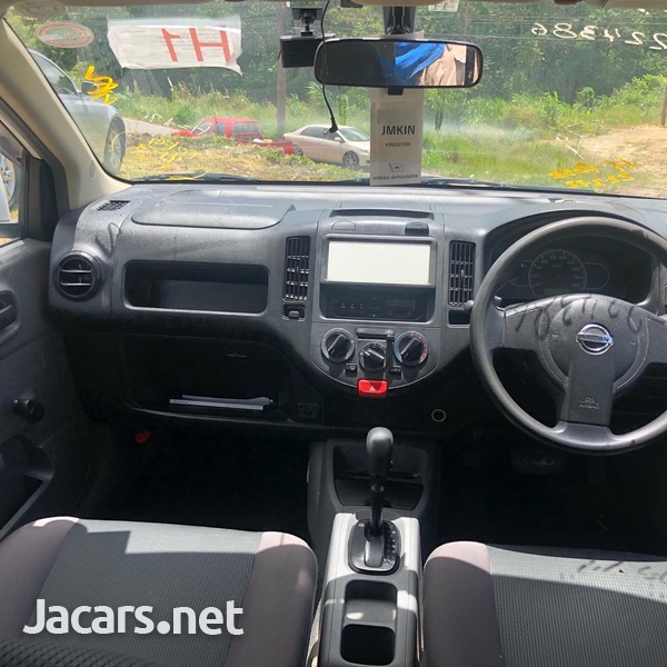 Nissan AD Wagon 1,5L 2016-9