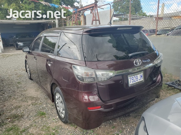 Toyota Wish 1,8L 2013-11