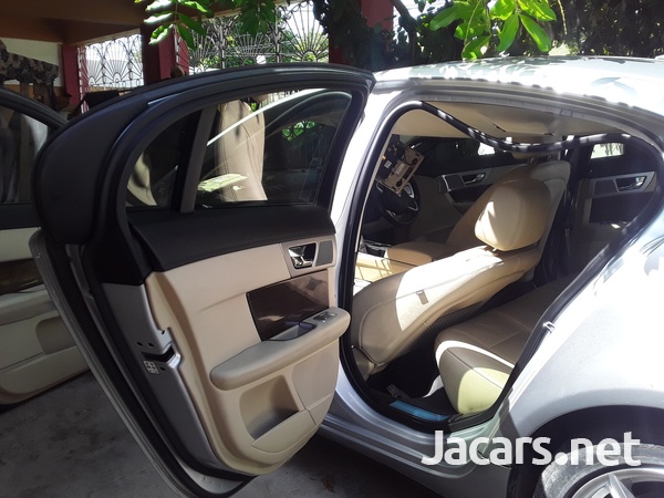 UPHOLSTERY FOR DROP DOWN ROOF LINING.876 3621268-2