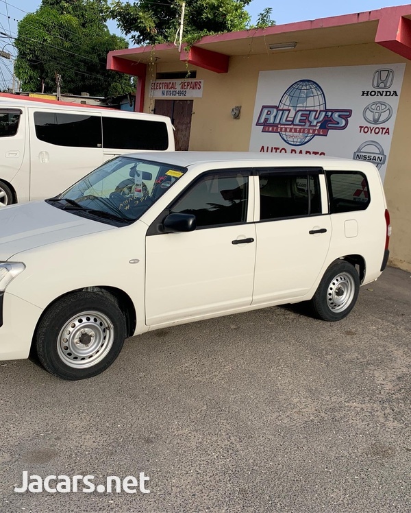 Toyota Probox 1,3L 2017-2