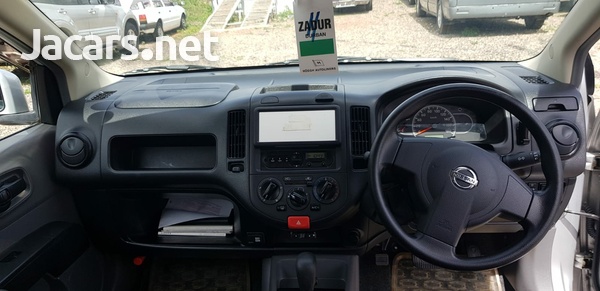 Nissan AD Wagon 1,5L 2016-3