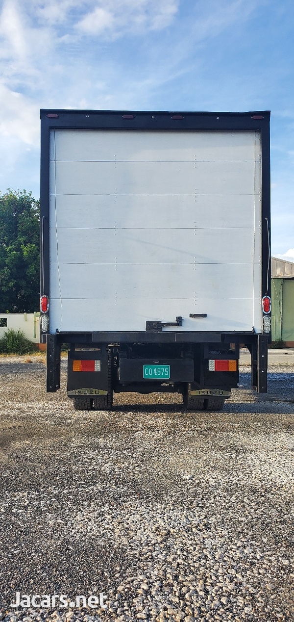 2010 Isuzu Forward-4