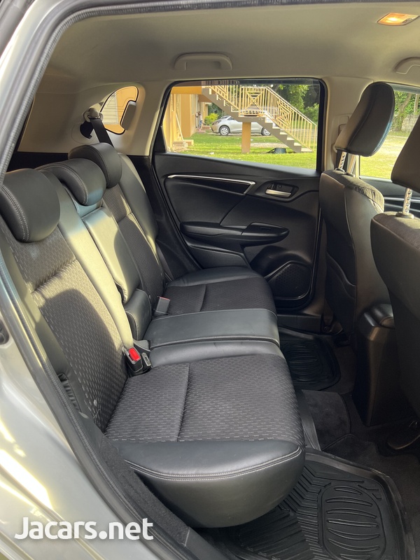 Honda Fit 1,5L 2014-6