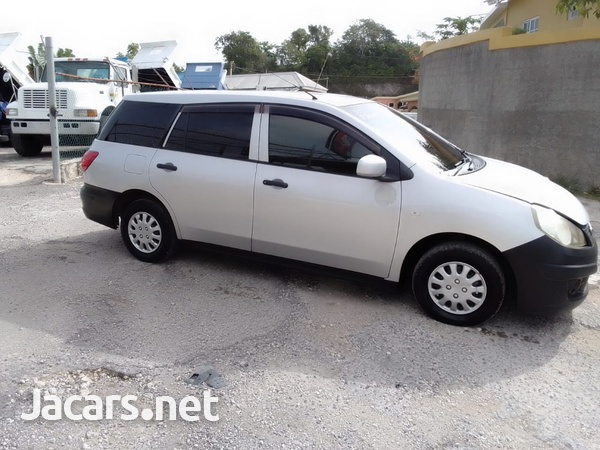 Nissan AD Wagon 1,5L 2013-3