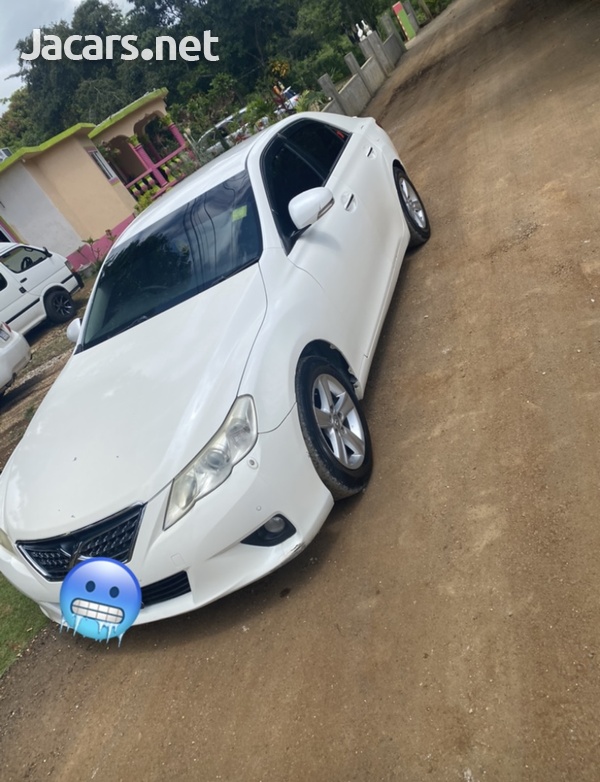Toyota Mark X 2,5L 2010-7