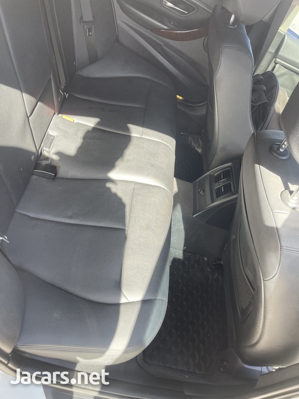 BMW 3-Series 2,0L 2013-6