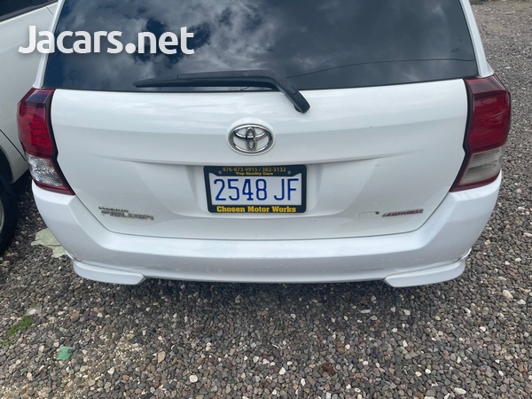 Toyota Fielder 1,5L 2014-7