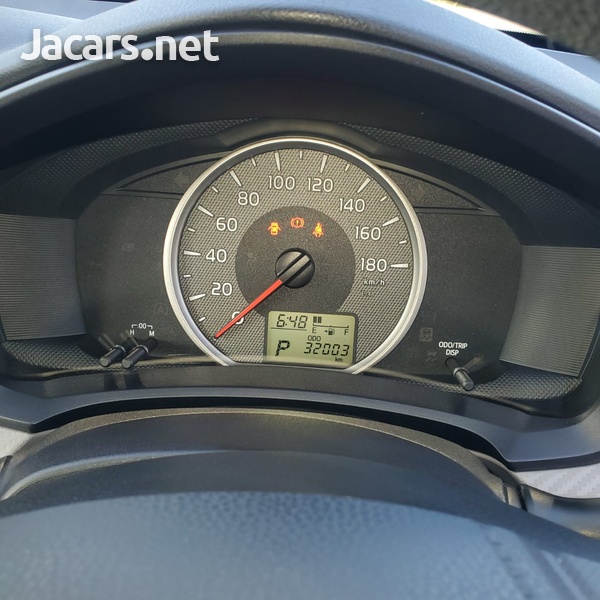 Toyota Axio 1,5L 2013-14