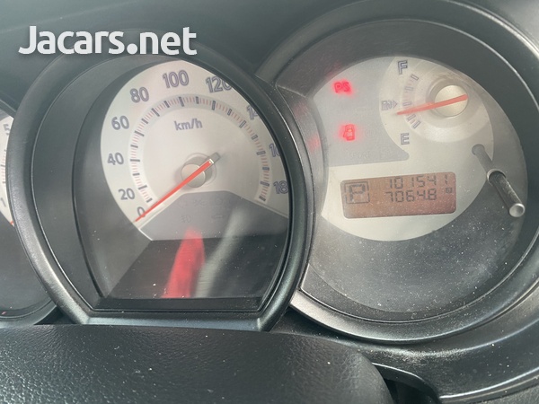 Nissan Tiida 1,5L 2011-7