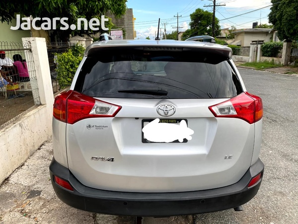 Toyota RAV4 2,5L 2013-6