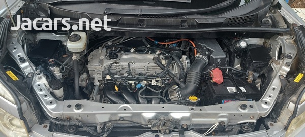 Toyota Voxy 2,0L 2010-2