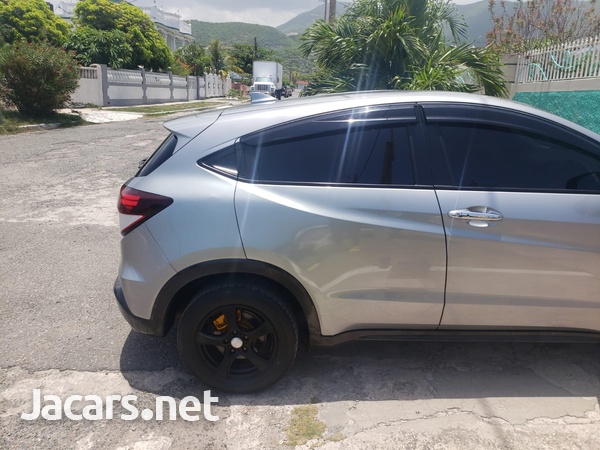 Honda Vezel 1,5L 2015-3