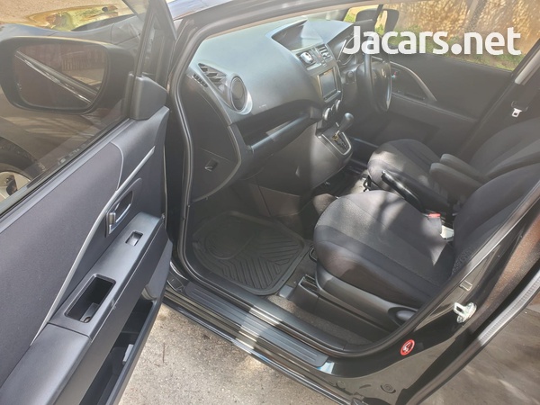 Nissan LaFesta 2,0L 2011-5
