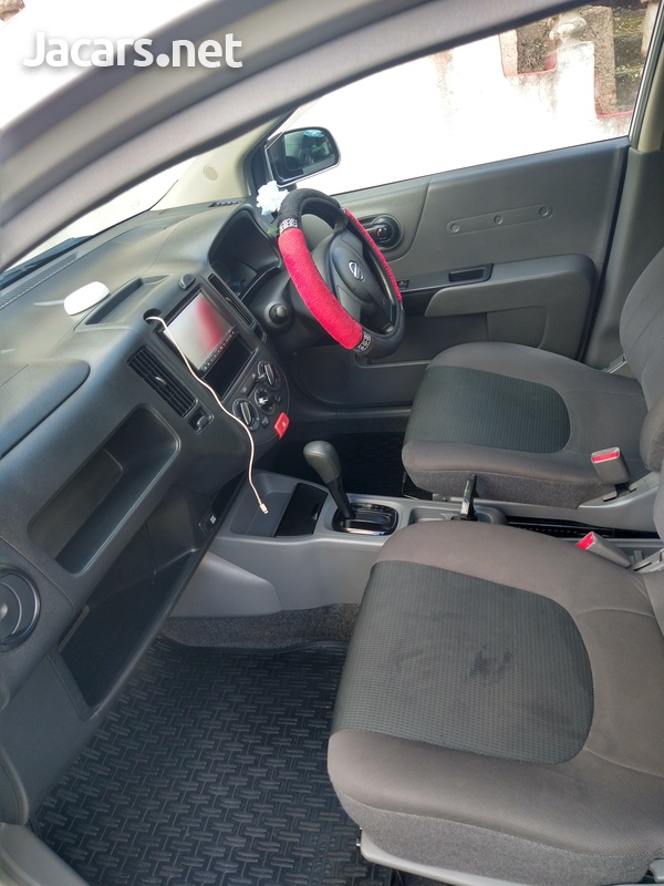 Nissan AD Wagon 1,5L 2016-13