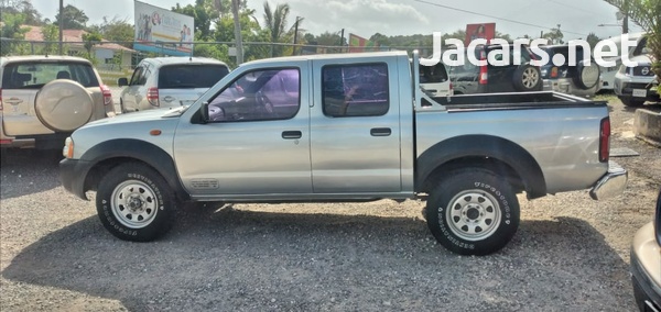 Nissan Frontier 2,0L 2012-6