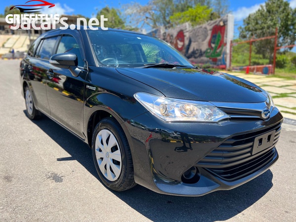 Toyota Fielder 1,5L 2016-3