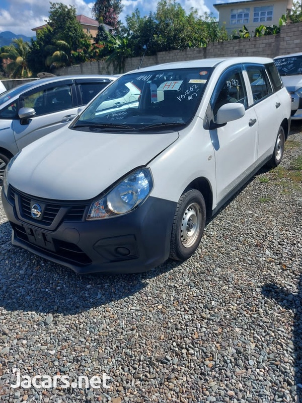 Toyota Probox 1,5L 2017-2