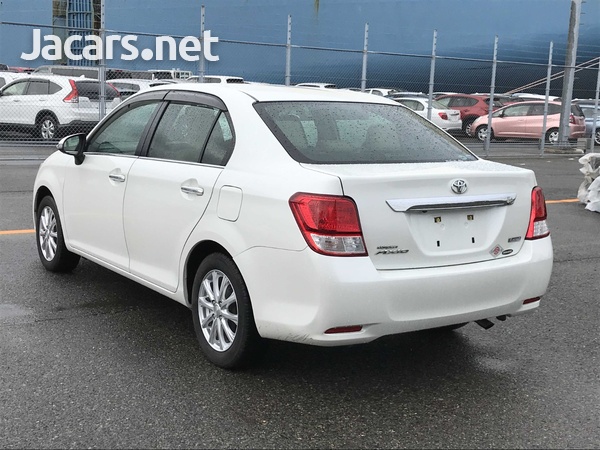 Toyota Axio 1,5L 2013-5