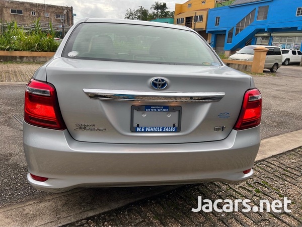 Toyota Axio 1,5L 2016-5