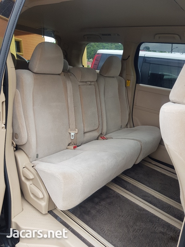 Toyota Vellfire 2,4L 2013-5