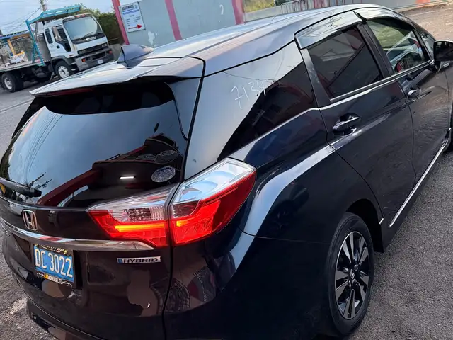 Honda Fit Shuttle 1,5L 2015, Saint Elizabeth - 6