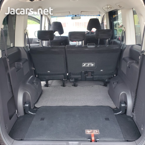 Honda Stepwgn 2,0L 2014-12