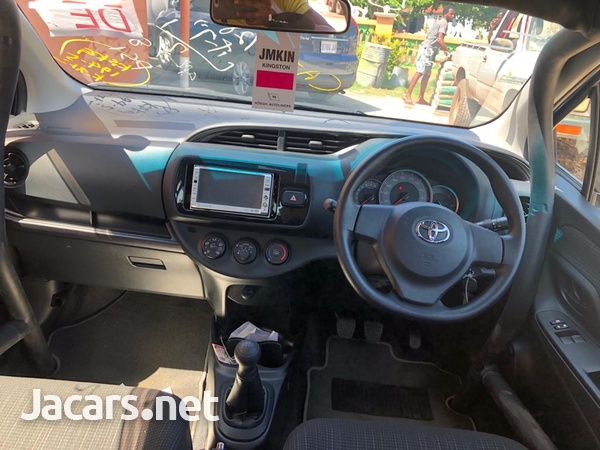 Toyota Vitz 1,5L 2018-9