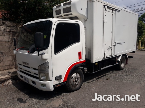2008 ISUZU BOX TRUCK-1