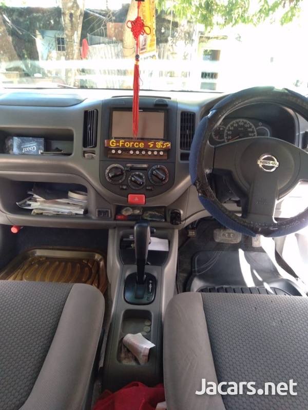 Nissan AD Wagon 1,5L 2012-8