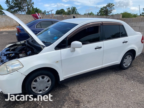 Nissan Tiida 1,5L 2008-4