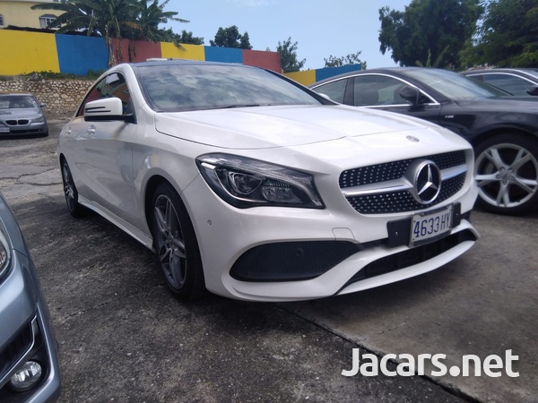 Mercedes-Benz GLA-Class 1,6L 2018-3
