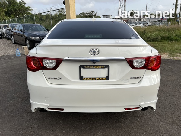 Toyota Mark X 2,5L 2010-5