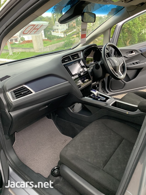 Honda Fit Shuttle 1,5L 2017-9