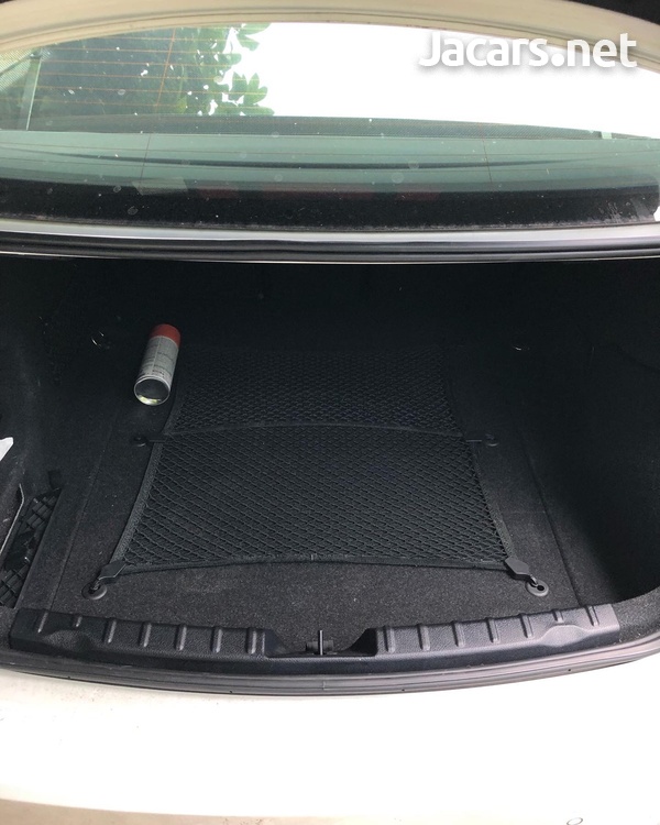 BMW 3-Series 2,0L 2013-13