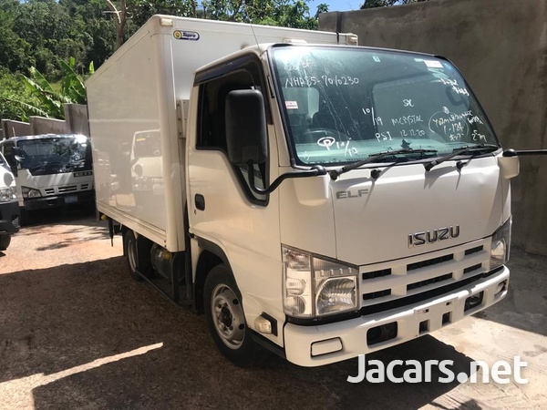 2012 Isuzu Box Truck-3