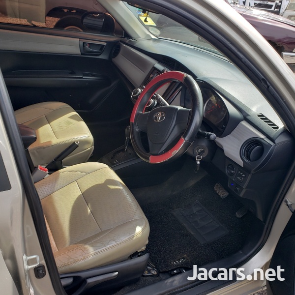 Toyota Axio 1,5L 2014-2